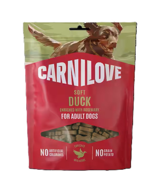 CARNILOVE DOG pamlsek - KACHNA a ROZMARÝN 200g.