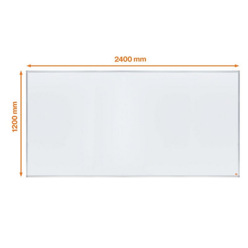 Tabule magnetická v hliníkovém rámu 240 x 120 cm.